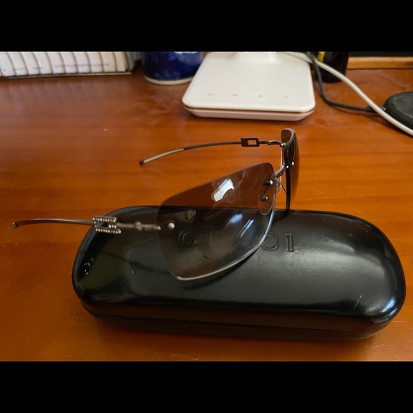 Gucci Vintage Gray Gradient - Picture 2 of 5